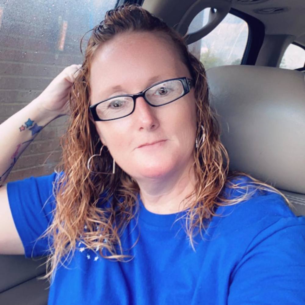 Meet your Posher, Julie